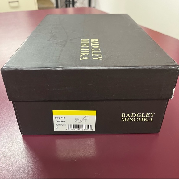 Badgley Mischka Satin D'Orsay Pumps - Picture 8 of 15